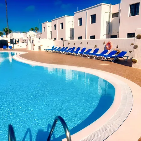 Bellissima With Pool And Wi-fi, 200m From The Sea In Puerto del Carmen