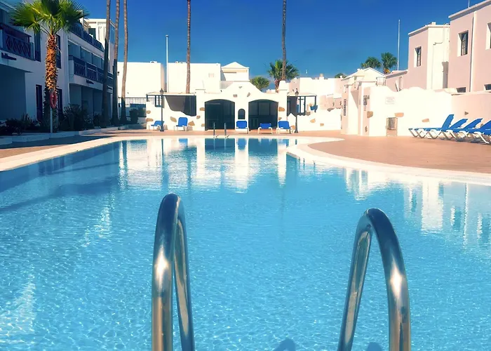 Lejlighed Bellissima With Pool And Wi-fi, 200m From The Sea In