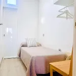 Bellissima With Pool And Wi-fi, 200m From The Sea In Puerto del Carmen (Lanzarote)