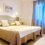 Daire Bellissima With Pool And Wi-fi, 200m From The Sea In *