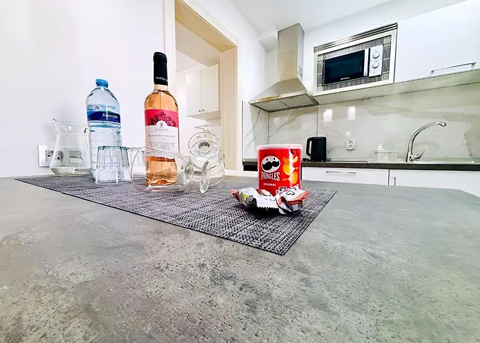 Apartment Bellissima With Pool And Wi-fi, 200m From The Sea In Puerto del Carmen (Lanzarote)